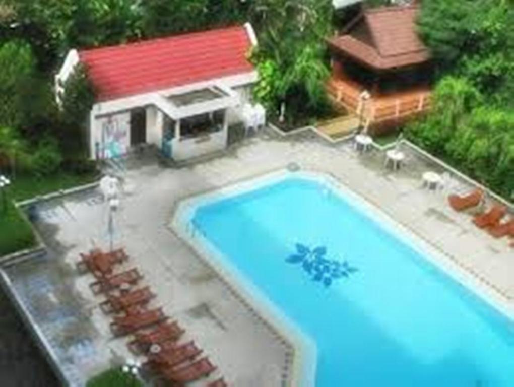 Maeyom Palace Hotel Phrae Exterior foto